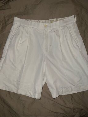 Moda Campia Cream Khaki Pleated Shorts